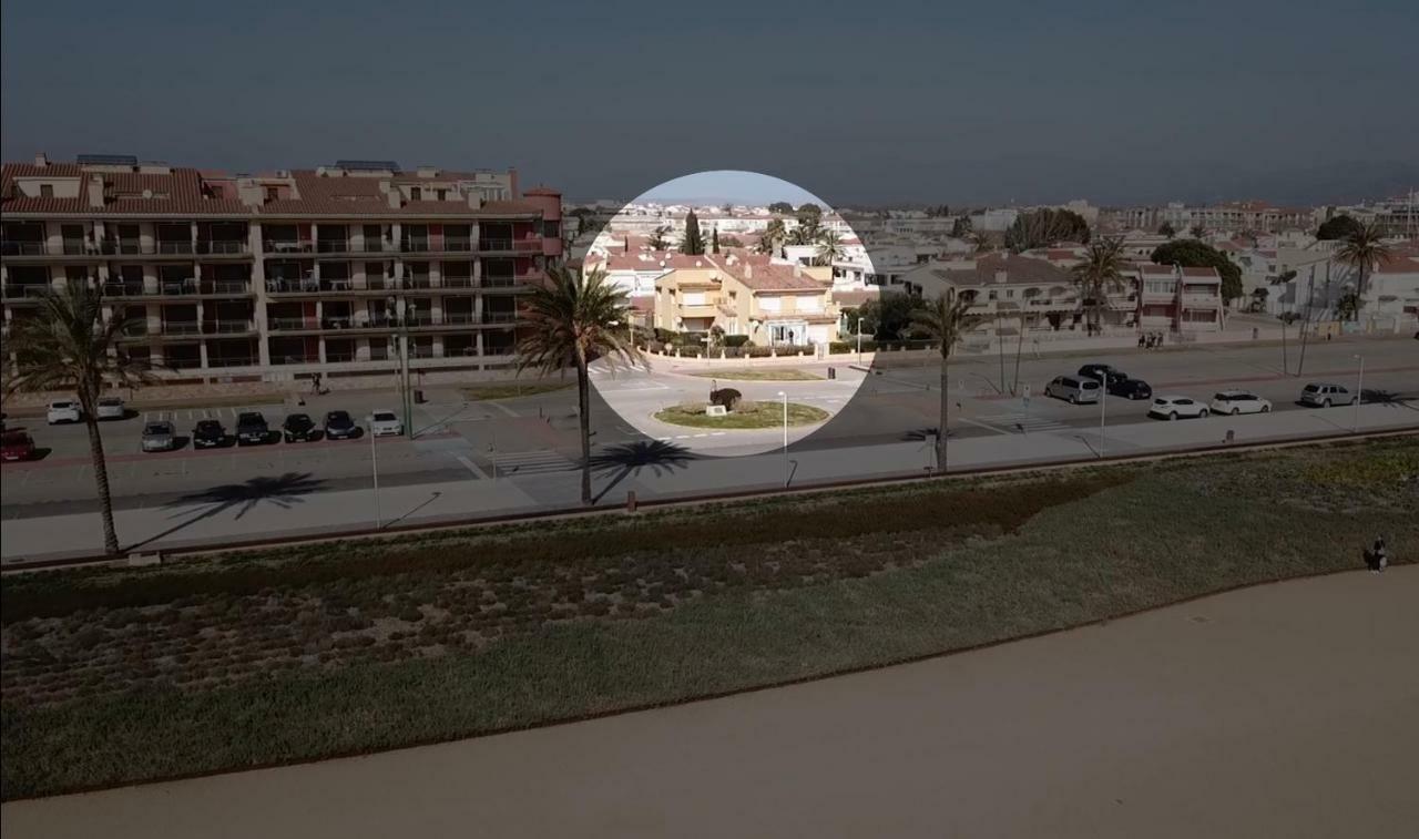Apartament Amb Jardi A La Platja D'Empuriabrava Exterior photo