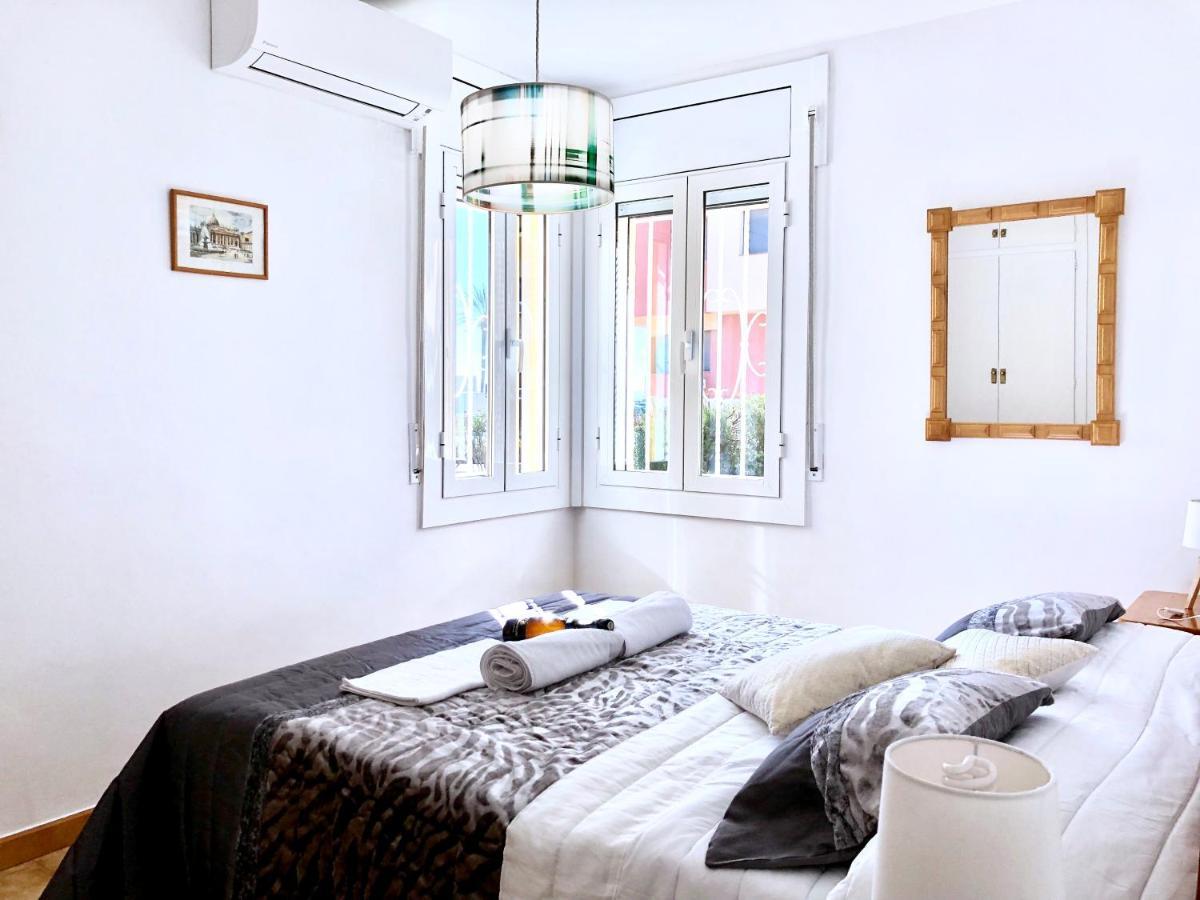Apartament Amb Jardi A La Platja D'Empuriabrava Exterior photo