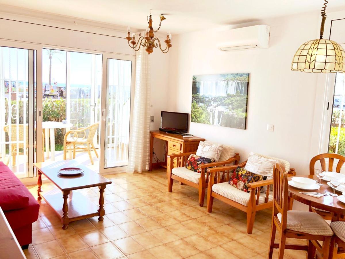 Apartament Amb Jardi A La Platja D'Empuriabrava Exterior photo