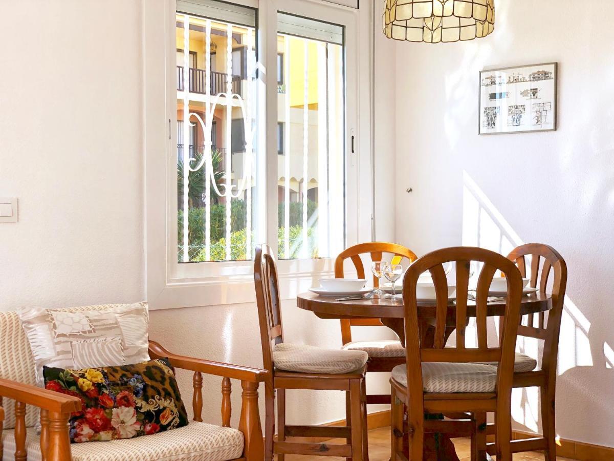 Apartament Amb Jardi A La Platja D'Empuriabrava Exterior photo